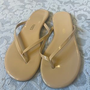 BRAND NEW Nude Tkees! Never worn! Size 8